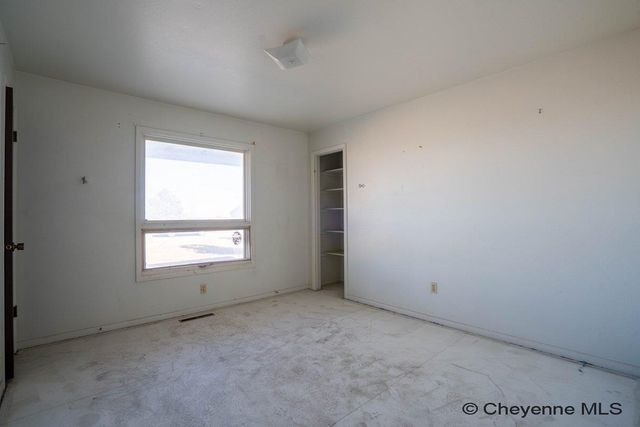 5318 BRAEHILL RD, Cheyenne, WY 82009