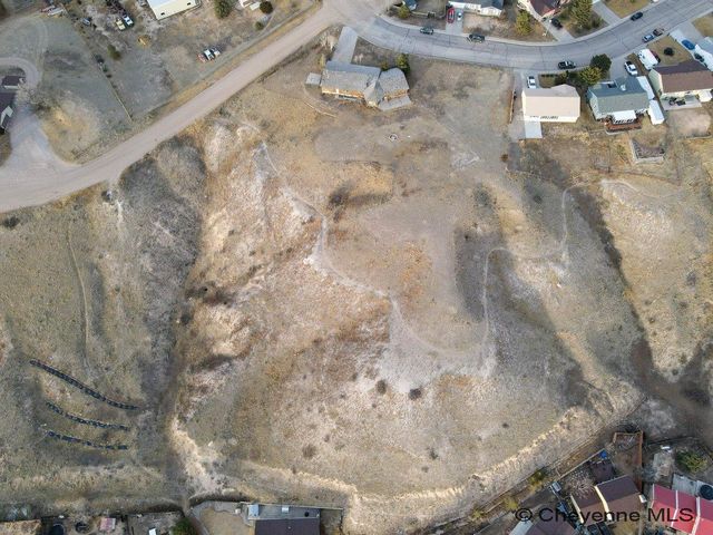 5318 BRAEHILL RD, Cheyenne, WY 82009