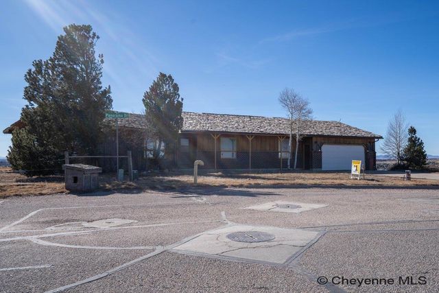 5318 BRAEHILL RD, Cheyenne, WY 82009