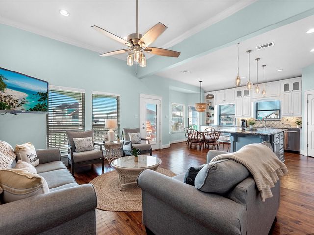2901 Lakeside Drive, Crystal Beach, TX 77650