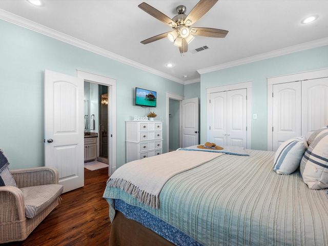 2901 Lakeside Drive, Crystal Beach, TX 77650