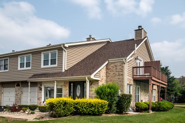 1900 Wisteria Court 6, Naperville, IL 60565