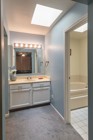 1900 Wisteria Court 6, Naperville, IL 60565