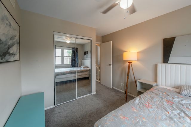 1900 Wisteria Court 6, Naperville, IL 60565