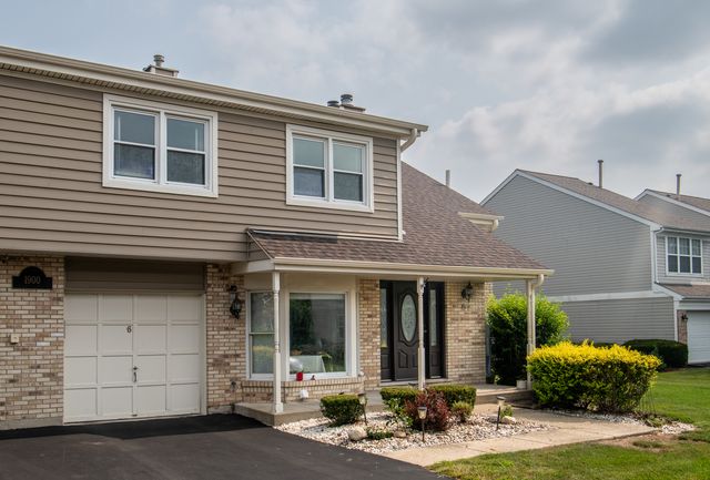 1900 Wisteria Court 6, Naperville, IL 60565