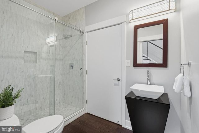 1408 N POWHATAN ST N, Arlington, VA 22205