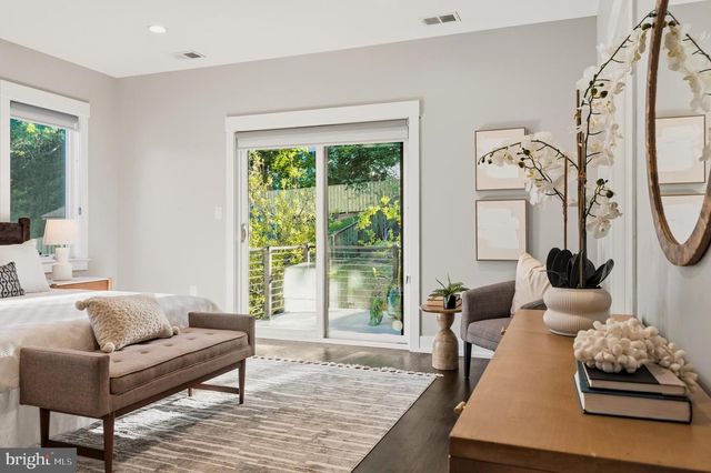 1408 N POWHATAN ST N, Arlington, VA 22205