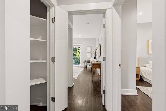 1408 N POWHATAN ST N, Arlington, VA 22205