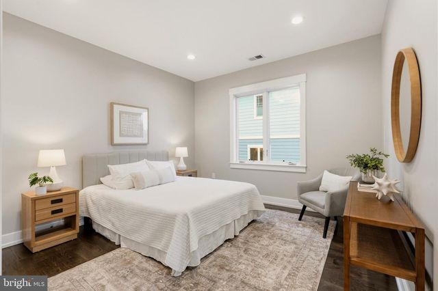 1408 N POWHATAN ST N, Arlington, VA 22205
