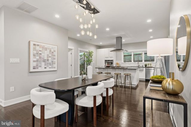 1408 N POWHATAN ST N, Arlington, VA 22205