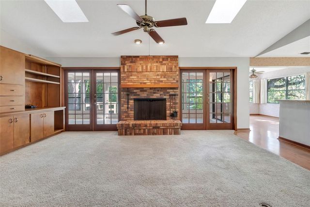 18426 VILLA CITY ROAD, Groveland, FL 34736