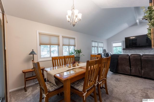 910 S 153rd Court, Omaha, NE 68154