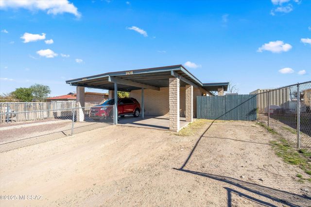 1408 N Hualpai Road, Tucson, AZ 85745