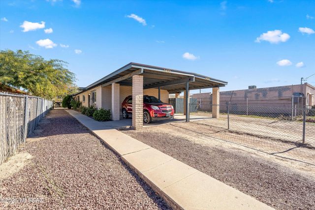 1408 N Hualpai Road, Tucson, AZ 85745