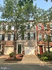 121 MARTIN LN, Alexandria, VA 22304