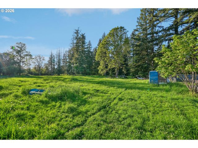 31981 Se WILDCAT MOUNTAIN Dr, Eagle Creek, OR 97022