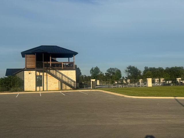 1 Water Front Clb Dr, Corsicana, TX 75109