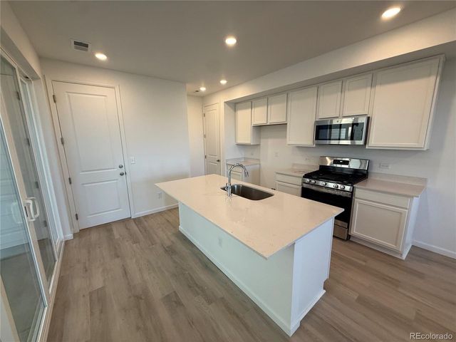 24155 E 30th Pl, Aurora, CO 80019