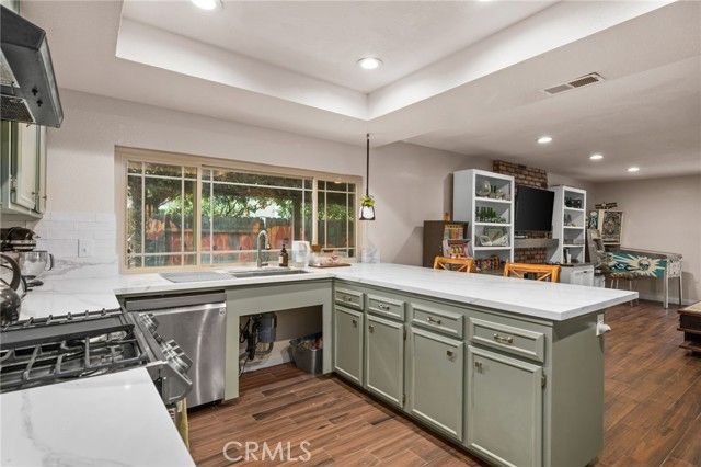 9879 Canada Way, Riverside, CA 92503