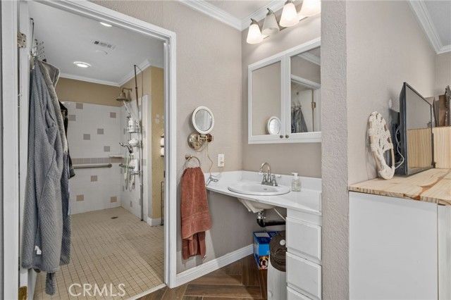 9879 Canada Way, Riverside, CA 92503