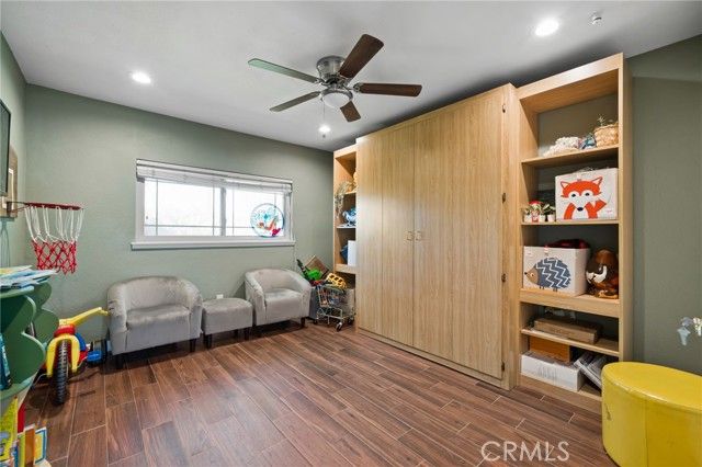 9879 Canada Way, Riverside, CA 92503