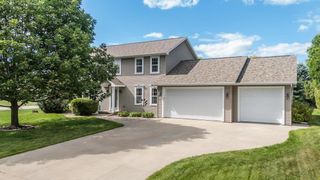 4303 N BULL RUSH DRIVE, Appleton, WI 54913