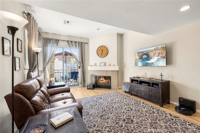 510 Camino De La Reina 332, San Diego, CA 92108