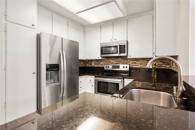 510 Camino De La Reina 332, San Diego, CA 92108