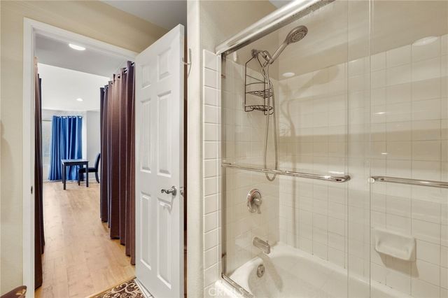 510 Camino De La Reina 332, San Diego, CA 92108