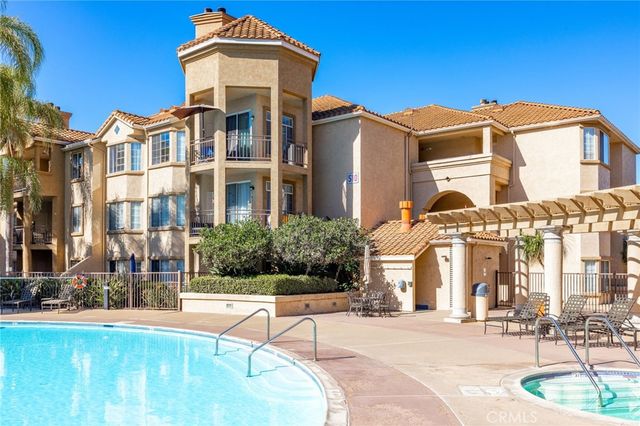 510 Camino De La Reina 332, San Diego, CA 92108
