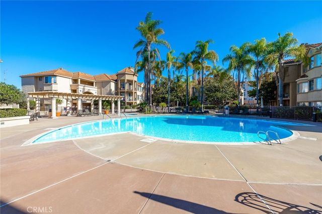 510 Camino De La Reina 332, San Diego, CA 92108