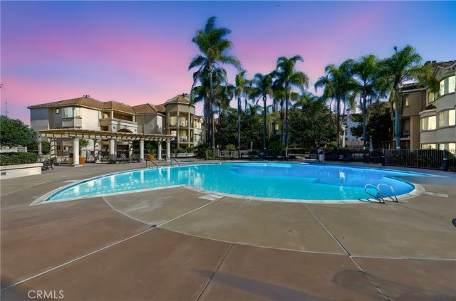 510 Camino De La Reina 332, San Diego, CA 92108