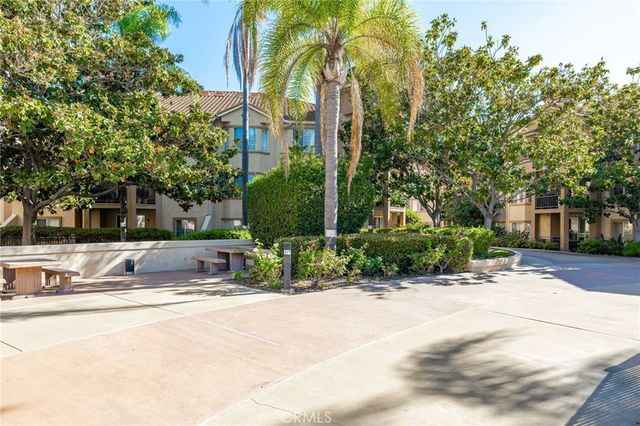 510 Camino De La Reina 332, San Diego, CA 92108