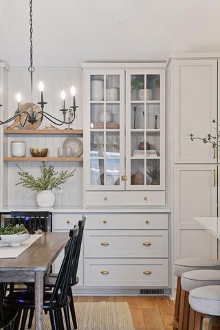 18705 Clear View Drive, Minnetonka, MN 55345