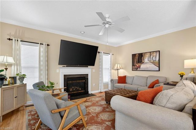 3674 Oak Chase Drive, High Point, NC 27265