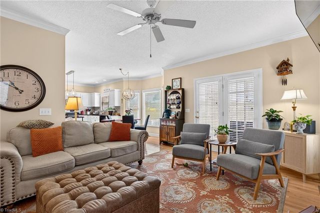 3674 Oak Chase Drive, High Point, NC 27265