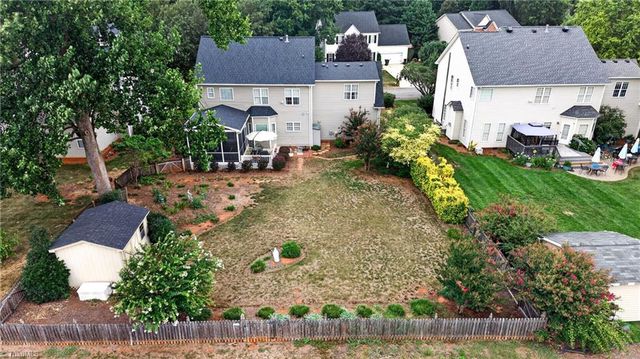 3674 Oak Chase Drive, High Point, NC 27265