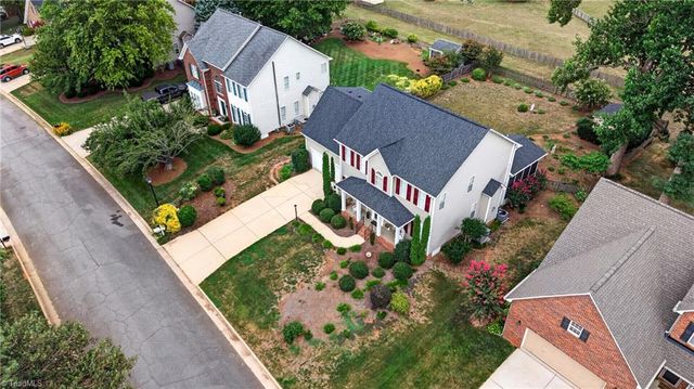3674 Oak Chase Drive, High Point, NC 27265