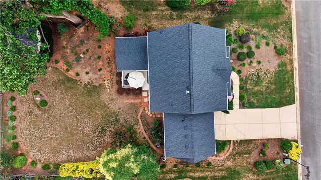 3674 Oak Chase Drive, High Point, NC 27265