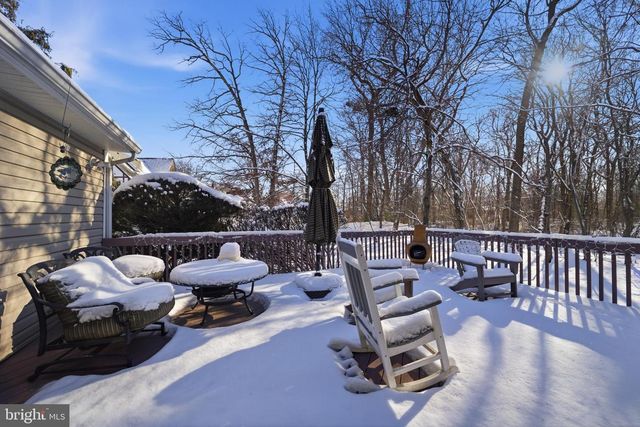 50 VALLEY FORGE DR, East Brunswick, NJ 08816