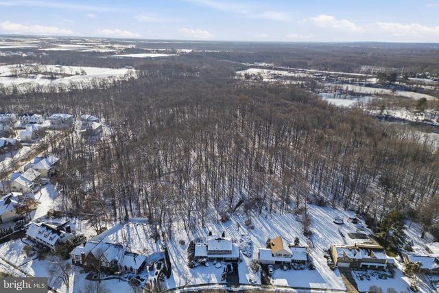 50 VALLEY FORGE DR, East Brunswick, NJ 08816