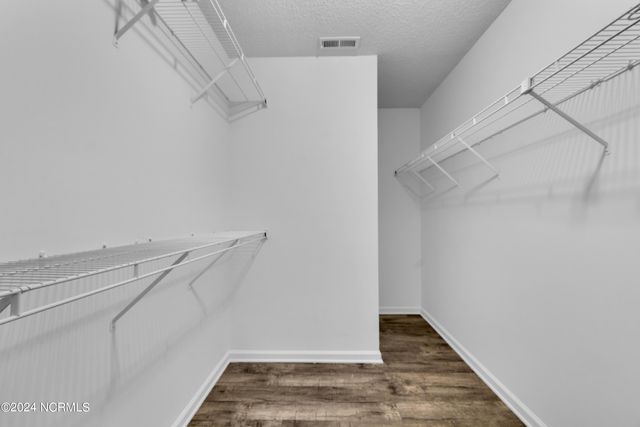 123 Waterfall Drive, Jacksonville, NC 28540