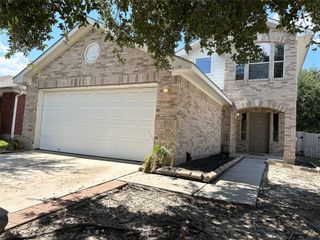 18919 Ayston Drive, Tomball, TX 77375