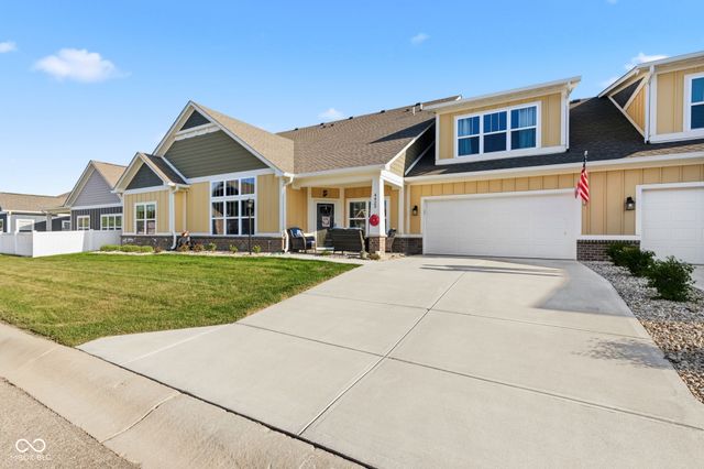 4423 W Preserve Pass, New Palestine, IN 46163