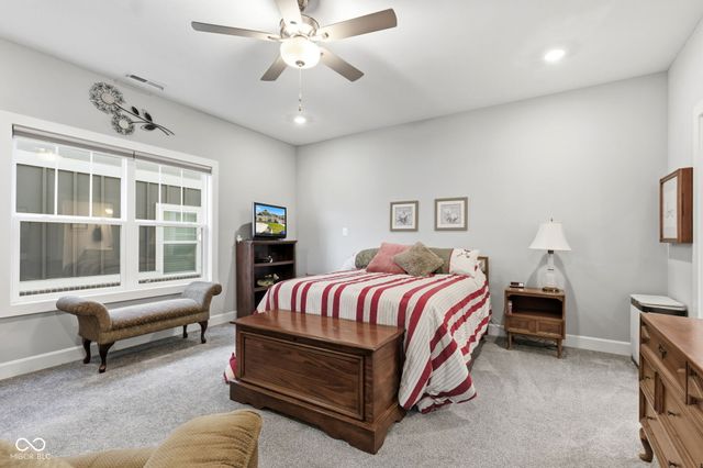 4423 W Preserve Pass, New Palestine, IN 46163