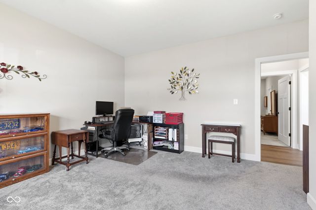 4423 W Preserve Pass, New Palestine, IN 46163