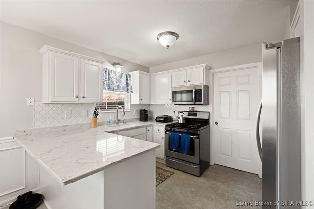 6311 Horizon Way, Charlestown, IN 47111