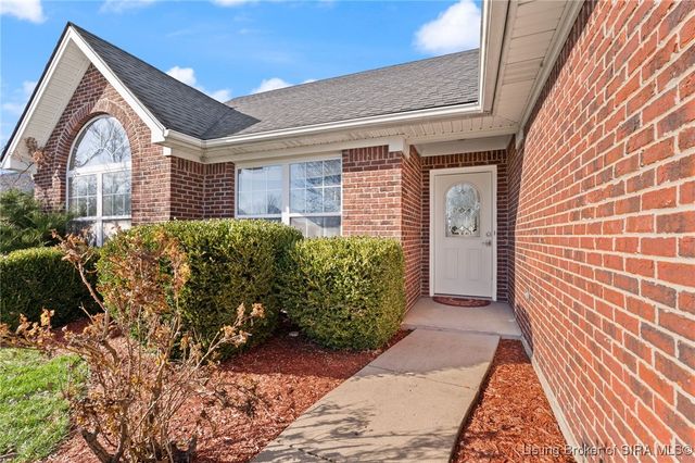 6311 Horizon Way, Charlestown, IN 47111