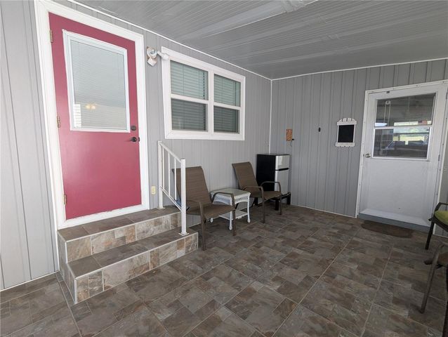 526 CASSANDRA LANE, Lakeland, FL 33809