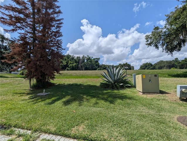 526 CASSANDRA LANE, Lakeland, FL 33809